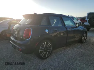 2021 MINI Hardtop 4 Door Cooper S z VIN WMWXU9C01M2P15282, wystawiony jako Copart lot #74238294 z przebiegiem Nie podano mil oraz Nie do naprawy • Non repairable. Historia ofert i sprzedaży dostępna na DreamBid. Obrazek 3.