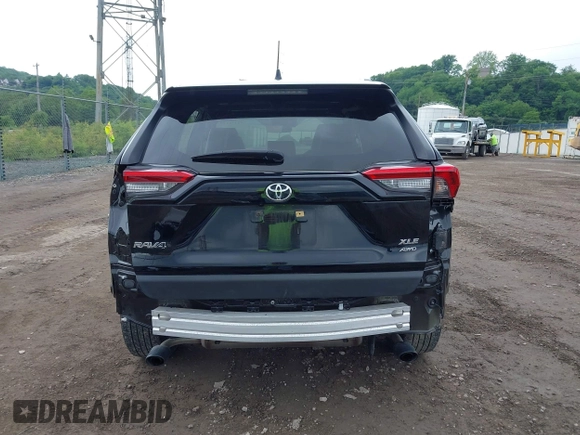 2021 Toyota RAV4 XLE Premium с VIN JTMA1RFV8MD069137, выставлен на аукционе IAAI как лот 42371437 с пробегом 25 602 миль миль и . История ставок и продаж доступна на DreamBid. Изображение 17.