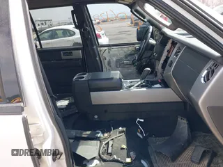 2012 Ford Expedition Max Limited с VIN 1FMJK2A58CEF60050, выставлен на аукционе IAAI как лот 42061386 с пробегом 212 874 миль миль и . История ставок и продаж доступна на DreamBid. Изображение 5.