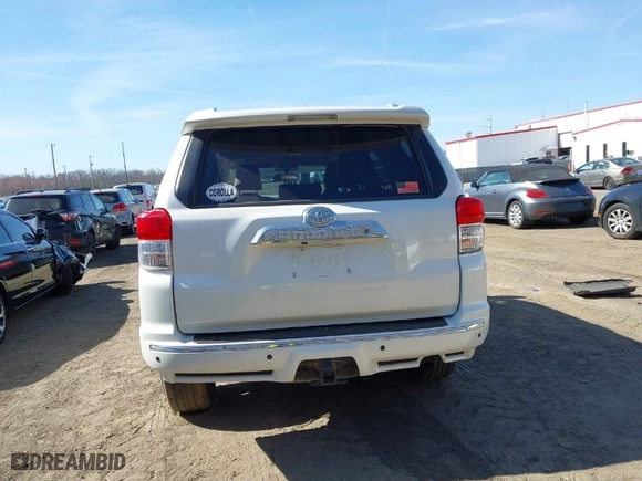 2011 Toyota 4Runner Trail with VIN JTEBU5JR5B5067394, listed as a IAAI auction lot 41635495 with 192,766 mi miles. Bid and sale history available at carsss.com. Image 16.