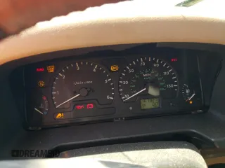 2000 Land Rover Discovery Cloth z VIN SALTY1242YA252357, wystawiony jako Copart lot #76602914 z przebiegiem 107 927 mil mil oraz Szkoda całkowita • Salvage title. Historia ofert i sprzedaży dostępna na DreamBid. Obrazek 9.