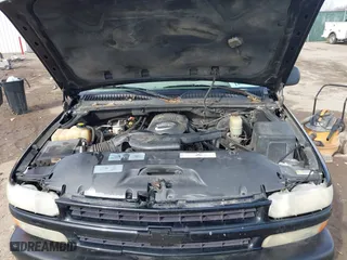 2001 Chevrolet Tahoe LS with VIN 1GNEK13T41R219642, listed as a IAAI auction lot 41655081 with 243,737 mi miles. Bid and sale history available at carsss.com. Image 10.