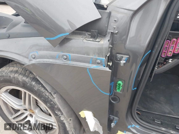 2015 Porsche Macan S с VIN WP1AB2A50FLB50264, выставлен на аукционе IAAI как лот 41402528 с пробегом 73 147 миль миль и . История ставок и продаж доступна на DreamBid. Изображение 20.