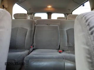 2001 Chevrolet Suburban LT with VIN 3GNEC16TX1G174313, listed as a Copart auction lot 42141645 with 205,982 mi miles and Salvage Title. Bid and sale history available at carsss.com. Image 10.