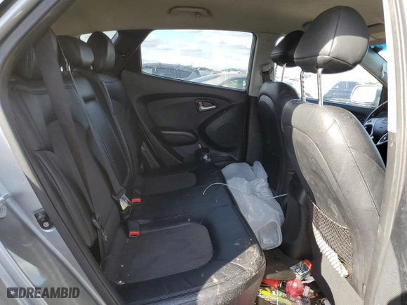 2010 Hyundai Tucson GLS with VIN KM8JU3AC4AU070772, listed as a Copart auction lot 43409665 with 123,871 mi miles and Non Repairable. Bid and sale history available at carsss.com. Image 12.