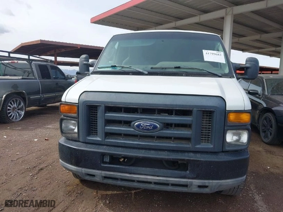 2011 Ford Econoline Cargo Van Commercial with VIN 1FTNE2ELXBDA20810, listed as a IAAI auction lot 41799682 with 206,083 mi miles. Bid and sale history available at carsss.com. Image 6.
