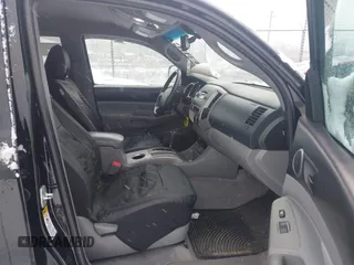 2011 Toyota Tacoma with VIN 3TMMU4FN8BM025440, listed as a IAAI auction lot 41246630 with 137,341 mi miles and . Bid and sale history available at DreamBid. Image 5.