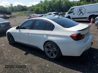 2013 BMW 3 Series 328i xDrive z VIN WBA3B5C52DF596210, wystawiony jako Copart lot #62370955 z przebiegiem 59 106 mil mil oraz Szkoda całkowita • Salvage title. Historia ofert i sprzedaży dostępna na DreamBid. Obrazek 2.