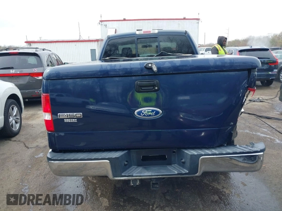 2004 Ford F-150 XLT with VIN 1FTPX14534KD88535, listed as a IAAI auction lot 41920702 with 77,962 mi miles. Bid and sale history available at carsss.com. Image 16.