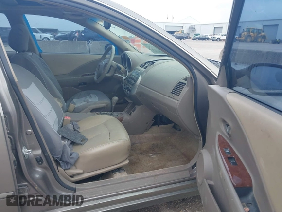 2004 Nissan Altima S with VIN 1N4AL11D84C180499, listed as a IAAI auction lot 42331141 with 180,365 mi miles and . Bid and sale history available at DreamBid. Image 5.