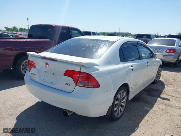 2008 Honda Civic Sdn Si with VIN 2HGFA555X8H709097, listed as a IAAI auction lot 41993149 with 219,146 mi miles. Bid and sale history available at carsss.com. Image 4.