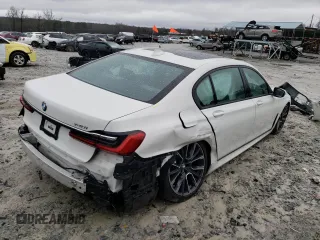 2020 BMW 7 Series 740i with VIN WBA7T2C09LGL18091, listed as a Copart auction lot 41369533 with 5,932 mi miles. Bid and sale history available at carsss.com. Image 3.