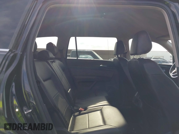 2021 Volkswagen Atlas SE z VIN 1V2HR2CA0MC543876, wystawiony jako IAAI lot #41598298 z przebiegiem 99 171 mil mil oraz . Historia ofert i sprzedaży dostępna na DreamBid. Obrazek 8.