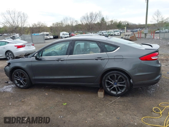 2018 Ford Fusion SE with VIN 3FA6P0HD5JR255697, listed as a IAAI auction lot 41902557 with 118,110 mi miles. Bid and sale history available at carsss.com. Image 14.