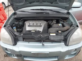 2007 Hyundai Tucson SE with VIN KM8JN72D47U482954, listed as a IAAI auction lot 41902192 with 170,045 mi miles and . Bid and sale history available at DreamBid. Image 10.