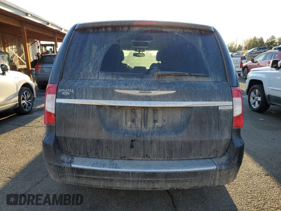 2015 Chrysler Town & Country Touring L with VIN 2C4RC1CG8FR547139, listed as a Copart auction lot 49427805 with 87,173 mi miles and Salvage Title. Bid and sale history available at DreamBid. Image 6.