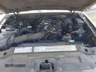 2002 Ford Explorer Sport Trac Value with VIN 1FMZU67E72UB55460, listed as a IAAI auction lot 42677446 with 148,794 mi miles and . Bid and sale history available at DreamBid. Image 10.
