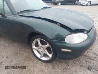 1999 Mazda MX-5 Miata with VIN JM1NB3539X0123231, listed as a IAAI auction lot 42314156 with 154,755 mi miles and . Bid and sale history available at DreamBid. Image 17.