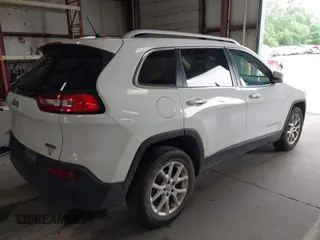 2014 Jeep Cherokee Latitude с VIN 1C4PJLCB5EW101744, выставлен на аукционе IAAI как лот 42617033 с пробегом 102 031 миль миль и . История ставок и продаж доступна на DreamBid. Изображение 4.