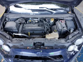 2015 Chevrolet Sonic LT z VIN 1G1JC5SH0F4191697, wystawiony jako Copart lot #88711955 z przebiegiem 126 569 mil mil oraz Szkoda całkowita • Salvage title. Historia ofert i sprzedaży dostępna na DreamBid. Obrazek 11.