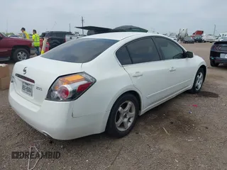 2009 Nissan Altima SL with VIN 1N4AL21E89N480764, listed as a IAAI auction lot 42163615 with Not Provided miles and . Bid and sale history available at DreamBid. Image 4.