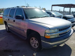 2004 Chevrolet Suburban LS with VIN 3GNEC16Z74G112232, listed as a IAAI auction lot 42063073 with 234,347 mi miles. Bid and sale history available at carsss.com. Image 1.