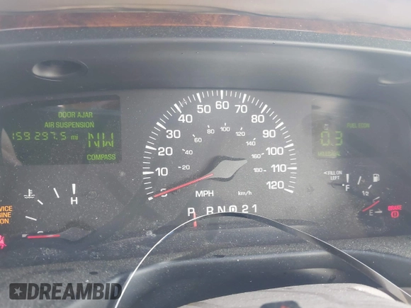 2001 Lincoln Town Car Signature with VIN 1LNHM82W21Y684197, listed as a IAAI auction lot 41944429 with 159,297 mi miles and . Bid and sale history available at DreamBid. Image 7.