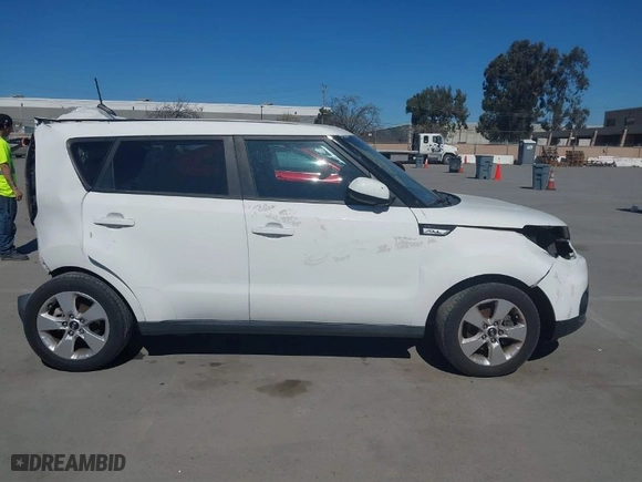 2018 Kia Soul with VIN KNDJN2A22J7541318, listed as a IAAI auction lot 41614828 with NaN miles. Bid and sale history available at carsss.com. Image 14.