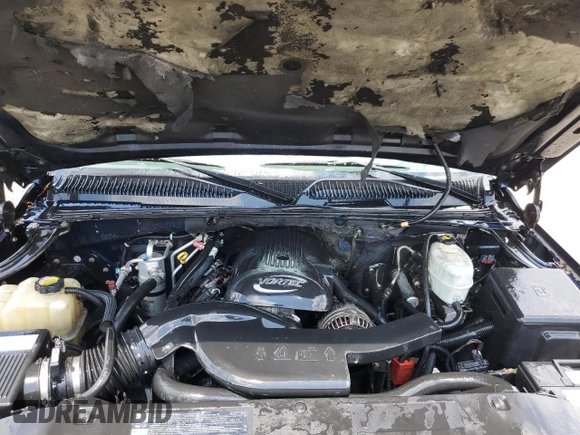 2006 Chevrolet Suburban LS with VIN 1GNFK16Z46J169710, listed as a Copart auction lot 63483724 with 302,259 mi miles and Non Repairable. Bid and sale history available at carsss.com. Image 12.