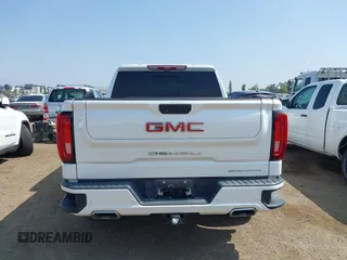 2021 GMC Sierra 1500 Denali z VIN 3GTU9FEL1MG349215, wystawiony jako IAAI lot #42585810 z przebiegiem 97 465 mil mil oraz . Historia ofert i sprzedaży dostępna na DreamBid. Obrazek 16.