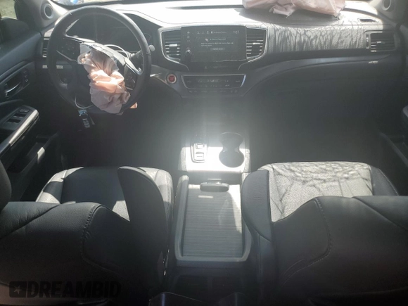 2021 Honda Pilot Special Edition with VIN 5FNYF6H23MB064213, listed as a Copart auction lot 61631285 with 18,950 mi miles and Salvage title. Bid and sale history available at DreamBid. Image 8.