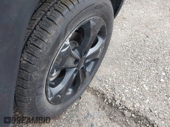 2018 Jeep Compass Altitude with VIN 3C4NJDBB3JT453154, listed as a IAAI auction lot 41967510 with Not Provided miles and . Bid and sale history available at carsss.com. Image 6.