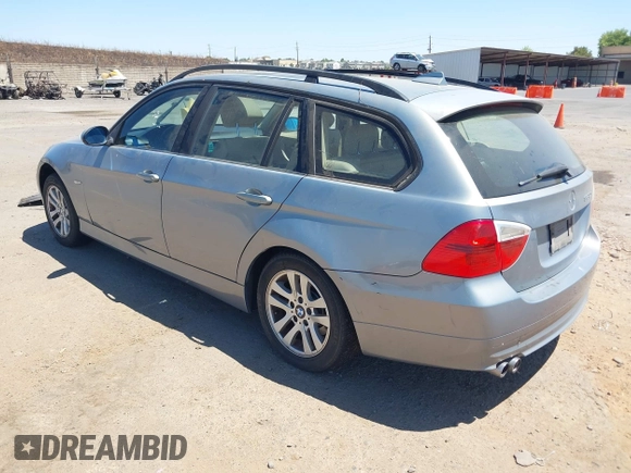 2007 BMW 3 Series 328xi with VIN WBAVT73507FZ36203, listed as a IAAI auction lot 42709273 with 208,428 mi miles and . Bid and sale history available at DreamBid. Image 3.