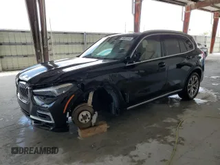 2023 BMW X5 sDrive40i with VIN 5UXCR4C05P9R70324, listed as a Copart auction lot 54661245 with 13,136 mi miles and Salvage title. Bid and sale history available at DreamBid. Image 1.