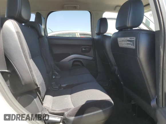 2012 Mitsubishi Outlander SE z VIN JA4AS3AW9CU031502, wystawiony jako Copart lot #57975515 z przebiegiem 115 602 mil mil oraz Tytuł czysty. Historia ofert i sprzedaży dostępna na DreamBid. Obrazek 11.