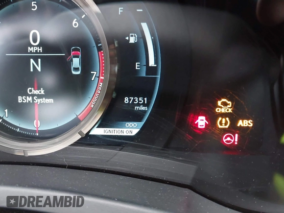2015 Lexus IS 350 with VIN JTHBE1D20F5019251, listed as a IAAI auction lot 41250626 with 87,351 mi miles and . Bid and sale history available at DreamBid. Image 16.