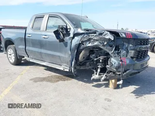 2020 Chevrolet Silverado 1500 Custom with VIN 1GCRWBEH9LZ112585, listed as a IAAI auction lot 41213320 with 59,432 mi miles. Bid and sale history available at carsss.com. Image 1.