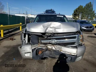 2008 Chevrolet Silverado 1500 LTZ with VIN 2GCEK190581265618, listed as a Copart auction lot 53326745 with 213,700 mi miles and Salvage Title. Bid and sale history available at DreamBid. Image 5.