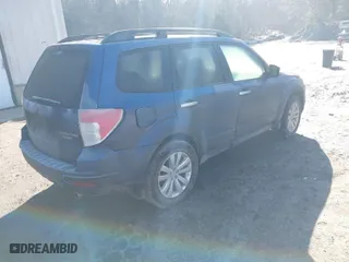 2012 Subaru Forester 2.5X Premium with VIN JF2SHADC4CH453850, listed as a IAAI auction lot 41791938 with 181,965 mi miles. Bid and sale history available at carsss.com. Image 4.