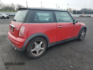 2003 MINI Hardtop z VIN WMWRC33413TC45360, wystawiony jako Copart lot #82666434 z przebiegiem 123 226 mil mil oraz Szkoda całkowita • Salvage title. Historia ofert i sprzedaży dostępna na DreamBid. Obrazek 3.