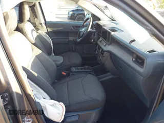2024 Ford Maverick XLT with VIN 3FTTW8H96RRB47448, listed as a IAAI auction lot 41994749 with 802 mi miles and . Bid and sale history available at carsss.com. Image 5.