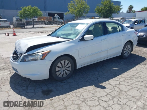 2008 Honda Accord LX z VIN 1HGCP26318A103067, wystawiony jako IAAI lot #42273183 z przebiegiem 109 094 mil mil oraz . Historia ofert i sprzedaży dostępna na DreamBid. Obrazek 2.