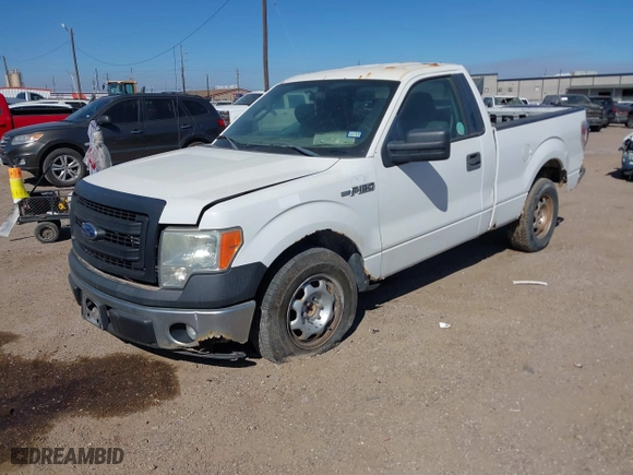 2014 Ford F-150 XL with VIN 1FTMF1CM6EKG10307, listed as a IAAI auction lot 41749365 with 32,939 mi miles. Bid and sale history available at carsss.com. Image 17.