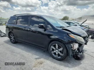 2015 Toyota Sienna SE with VIN 5TDXK3DC8FS590100, listed as a Copart auction lot 63878265 with 158,031 mi miles and Clean title. Bid and sale history available at DreamBid. Image 4.