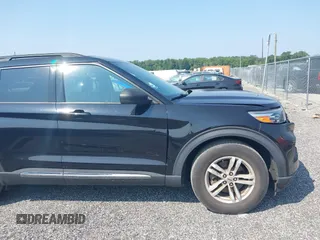 2020 Ford Explorer XLT with VIN 1FMSK7DH2LGB61436, listed as a IAAI auction lot 40177724 with 76,636 mi miles. Bid and sale history available at carsss.com. Image 13.