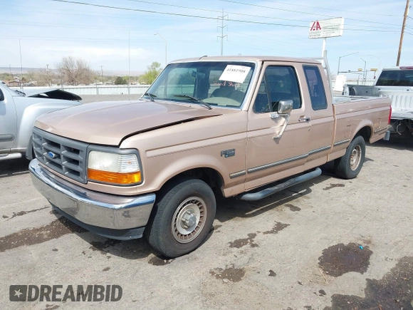1996 Ford F-150 with VIN 1FTEX15H9TKA25252, listed as a IAAI auction lot 41881908 with 161,371 mi miles. Bid and sale history available at carsss.com. Image 17.