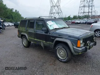 1996 Jeep Cherokee with VIN IJ4FJ78S0TL234609, listed as a IAAI auction lot 42636385 with 163,885 mi miles and . Bid and sale history available at DreamBid. Image 1.
