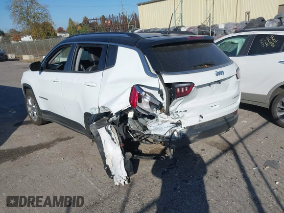 2022 Jeep Compass High Altitude with VIN 3C4NJDCB5NT141390, listed as a IAAI auction lot 40650251 with 28,868 mi miles and . Bid and sale history available at DreamBid. Image 3.