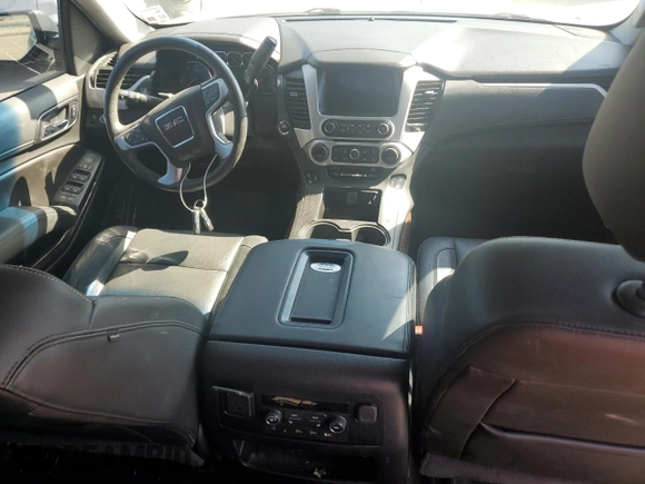 2018 GMC Yukon XL SLT with VIN 1GKS1GKC0JR371828, listed as a Copart auction lot 70608884 with 88,965 mi miles and Salvage Title. Bid and sale history available at carsss.com. Image 8.