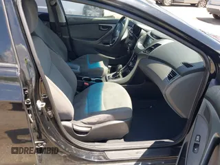 2015 Hyundai Elantra SE z VIN 5NPDH4AE2FH594453, wystawiony jako IAAI lot #42386719 z przebiegiem 199 522 mil mil oraz . Historia ofert i sprzedaży dostępna na DreamBid. Obrazek 5.